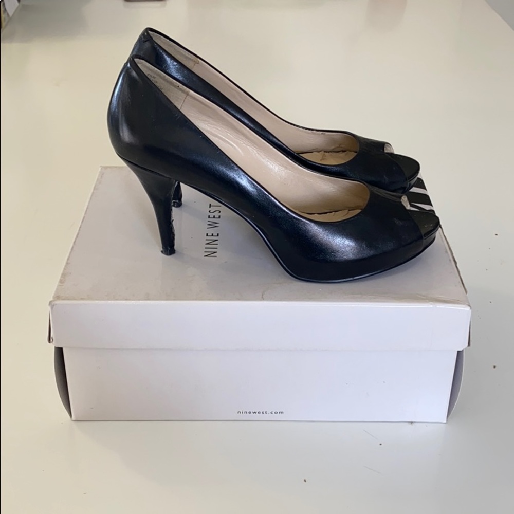 Peep-toe pump - Picture 3 of 4
